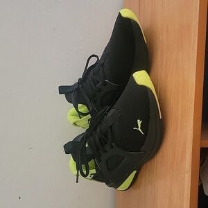 Boys' Puma Big Kid Softride Enzo Evo Spray Running Shoes